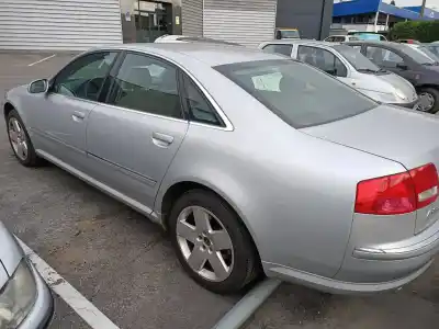 Здавання транспортного засобу audi a8 (4e2) 4.2 quattro року 2002 потужний bfm