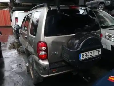 Sloopvoertuig jeep cherokee (kj) 2.8 crd cat van het jaar 2005 aangedreven 53c