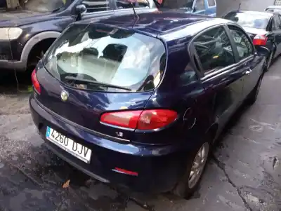Veicolo di demolizione alfa romeo 147 (190) 1.9 jtd distinctive dell'anno 2005 alimentato ar32104