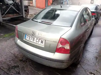 Vehicul casat VOLKSWAGEN PASSAT B5.5 (3B3) 1.9 TDI al anului 2003 alimentat AVB