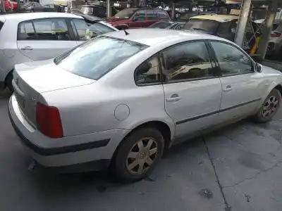 Veículo de Sucata VOLKSWAGEN PASSAT B5 (3B2) 1.8 T do ano 2000 alimentado AEB