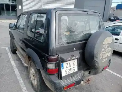 Veículo de Sucata mitsubishi                                         montero   (v3_w, v2_w, v4_w)                                                                                                                                                                                                                               2.5 td 4wd (v24c, v24w)                                                                                                                                                                                                                                    do ano 1992 alimentado 4d56