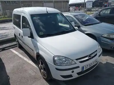 Veículo de Sucata opel combo tour 1.3 cdti 16v do ano 2007 alimentado z 13 dtj