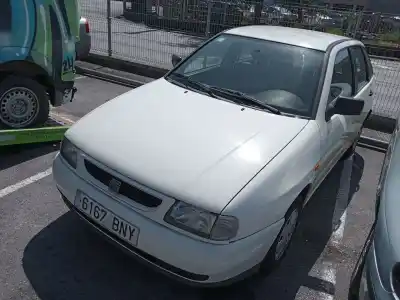 Veículo de Sucata SEAT IBIZA II (6K1) 1.4 I do ano 1999 alimentado AEX/APQ