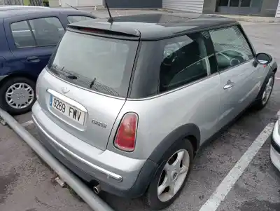 Scrapping Vehicle mini mini (r50,r53) cooper of the year 2001 powered w10b16a