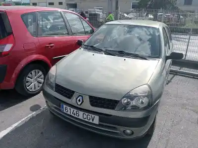 Veículo de Sucata renault clio ii (bb_, cb_) 1.5 dci (b/cb08) do ano 2003 alimentado k9k b7