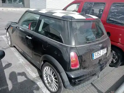 Здавання транспортного засобу MINI MINI (R50, R53) ONE D року 2003 потужний 1ND