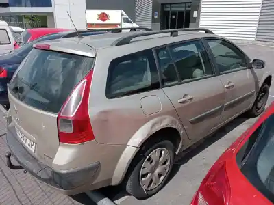 Veículo de Sucata renault megane ii ranchera familiar (km0/1_) 1.9 dci do ano 2006 alimentado -- escoja --