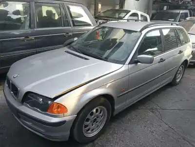 Veicolo di demolizione BMW SERIE 3 TOURING (E46)  dell'anno 2005 alimentato 204D1