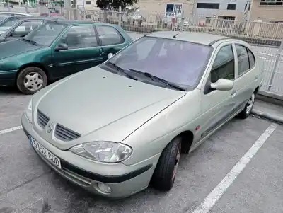Veículo de Sucata RENAULT MEGANE I CLASSIC (LA0/1_)  do ano 2003 alimentado K4J C7