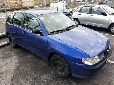Vehículo de desguace SEAT IBIZA (6K1)  del año 2000 con motor AGR