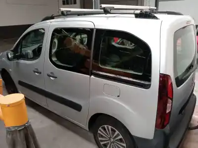 Veículo de Sucata peugeot partner tepee 1.6 hdi 90 do ano 2014 alimentado 9h06