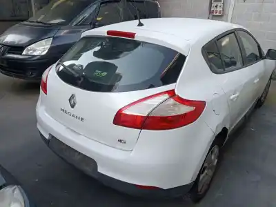 Hurda Aracı RENAULT MEGANE III FASTBACK (BZ0/1_, B3_) 1.5 DCI (BZ09, BZ0D, BZ1W, BZ29, BZ14) Yılın 2013 güçlü K9K J8