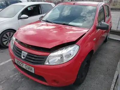 Veículo de Sucata dacia sandero 1.2 16v do ano 2010 alimentado d4f f7