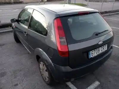 Véhicule à la ferraille FORD FIESTA V (JH_, JD_) 1.4 TDCI de l'année 2004 alimenté F6JA