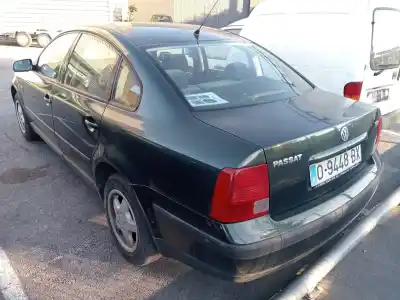 Veículo de Sucata VOLKSWAGEN PASSAT B5 (3B2) 1.9 TDI do ano 1998 alimentado AFN