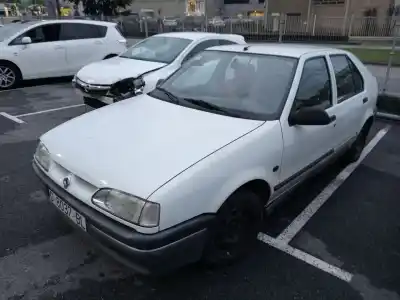 Vehicul casat RENAULT 19 II (B/C53_)  al anului 1994 alimentat E7J
