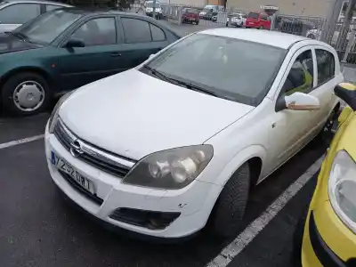 Veicolo di demolizione opel astra h (a04) 1.9 cdti (l48) dell'anno 2006 alimentato z 19 dt