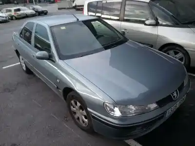 Sloopvoertuig PEUGEOT 406 (8B)  van het jaar 2000 aangedreven RHZ