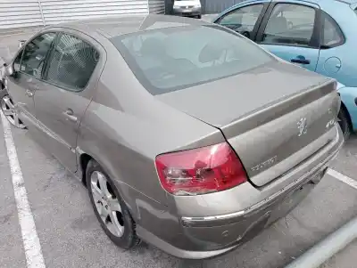 Sloopvoertuig peugeot 407 sw st sport van het jaar 2004 aangedreven rhr