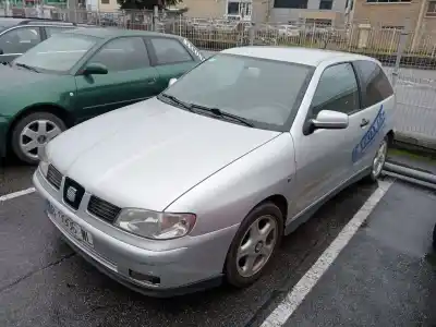 Veículo de Sucata SEAT IBIZA II (6K1)  do ano 2000 alimentado AGR