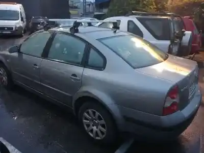 Vehicul casat VOLKSWAGEN PASSAT B5.5 (3B3)  al anului 2002 alimentat AVB