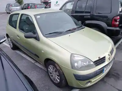 Verschrottungsfahrzeug RENAULT CLIO II (BB_, CB_)  des Jahres 2005 angetrieben K9K A7