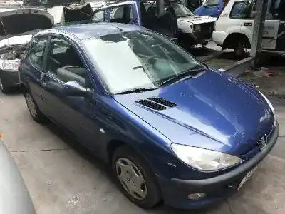 Verschrottungsfahrzeug PEUGEOT 206 BERLINA  des Jahres 1999 angetrieben WJZ