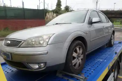 Veicolo di demolizione FORD MONDEO BERLINA 2.0 TDCi TD dell'anno 2003 alimentato 