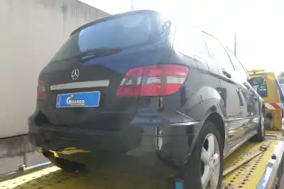 Veículo de Sucata mercedes-benz clase b 2.0 cdi do ano 2007 alimentado om640940