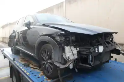 Véhicule à la ferraille mazda cx-3 2.0 de l'année 2017 alimenté pe Véhicule à la ferraille mazda cx-3 2.0 de l'année 2017 alimenté pe
