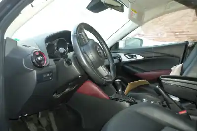 Véhicule à la ferraille mazda cx-3 2.0 de l'année 2017 alimenté pe Véhicule à la ferraille mazda cx-3 2.0 de l'année 2017 alimenté pe
