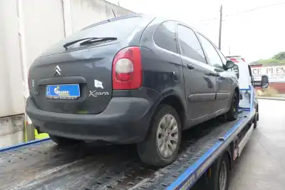Veículo de Sucata citroen xsara picasso 2.0 hdi do ano 2003 alimentado rhy