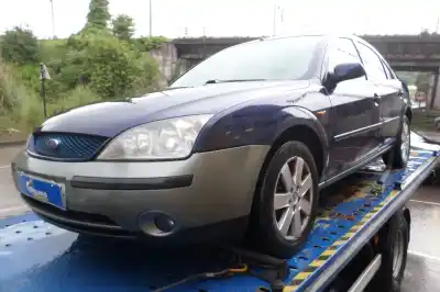 Veicolo di demolizione FORD MONDEO BERLINA 2.0 16V DI TD dell'anno 2002 alimentato D6BA
