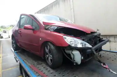 Veículo de Sucata PEUGEOT 307 (S1) 1.6 16V CAT do ano 2004 alimentado NFU