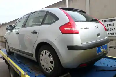 Véhicule à la ferraille citroen c4 berlina 1.6 16v hdi de l'année 2010 alimenté 9hxdv6ated4