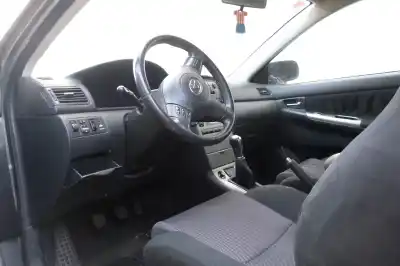 Sloopvoertuig toyota corolla (e12) 1.4 turbodiesel cat van het jaar 2006 aangedreven 1ndtv