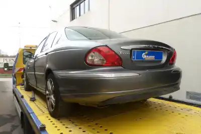 Scrapping Vehicle jaguar                                             x-type                                                                                                                                                                                                                                                     2.1 v6 24v of the year 2003 powered yb