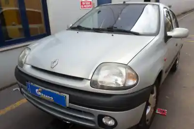 Утилизация автомобиля RENAULT                                            CLIO II FASE II (B/CB0)                                                                                                                                                                                                                                    1.2 года 2000 питание D7F D7