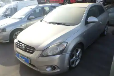 Vehículo de desguace KIA CEE´D 1.6 CRDi CAT del año 2008 con motor D4FB