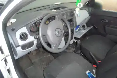 Veículo de Sucata dacia sandero 1.2 16v cat do ano 2013 alimentado d4f732