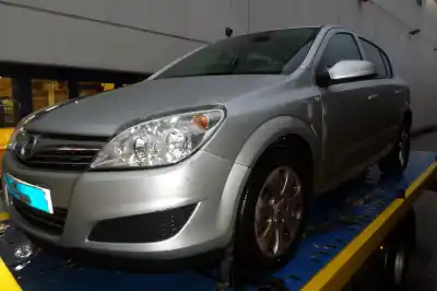 Veicolo di demolizione OPEL ASTRA H BERLINA 1.7 16V CDTI dell'anno 2008 alimentato Z17DTH