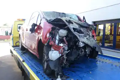 Veicolo di demolizione peugeot 208 1.2 12v vti dell'anno 2019 alimentato hm05