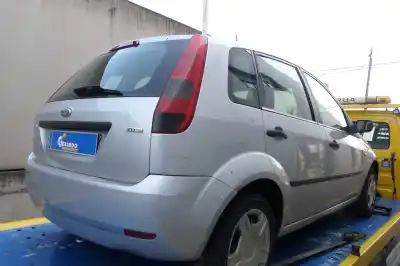 Veículo de Sucata ford fiesta (cbk) 1.4 tdci cat do ano 2003 alimentado f6ja