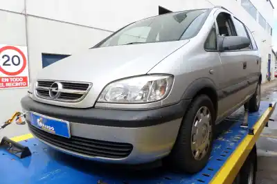 Sloopvoertuig OPEL ZAFIRA A 2.0 DTI van het jaar 2004 aangedreven Y20DTH