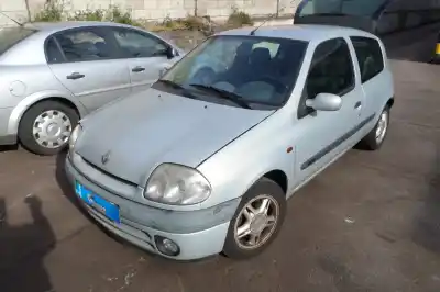 Утилизация автомобиля RENAULT                                            CLIO II FASE II (B/CB0)                                                                                                                                                                                                                                    1.2 года 2001 питание D4FB7