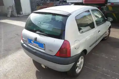 Scrapping Vehicle renault clio ii fase ii (b/cb0) 1.2 of the year 2001 powered d4fb7