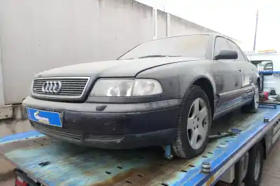 Veicolo di demolizione AUDI A8 3.7 G/AKJ 4PAUTOMATICO dell'anno 1997 alimentato AEW