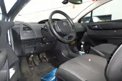 Veículo de Sucata citroen c4 coupe 1.6 16v hdi do ano 2007 alimentado 9hxdv6ated4