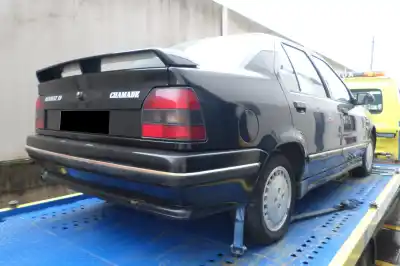 Véhicule à la ferraille otras marcas 19 hatchback  de l'année 1991 alimenté es el txi